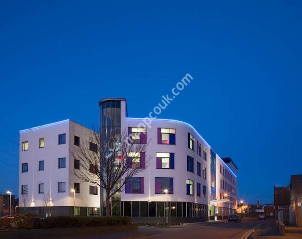 Arches Wellbeing and Treatment Centre