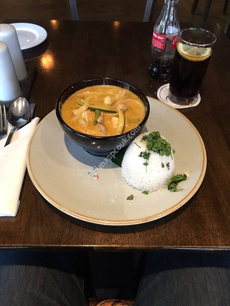 Brass Bar & Grill