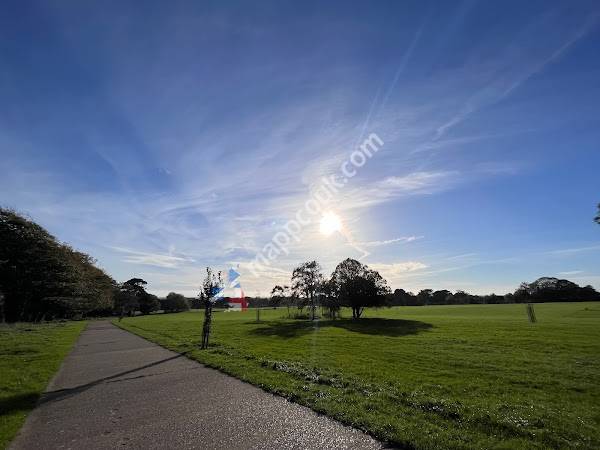 Buckingham Park & Playground