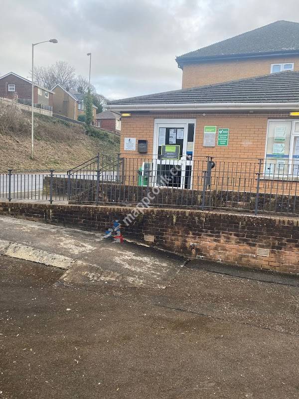 Canolfan Gwaith Pont-y-pŵl | Pontypool Jobcentre