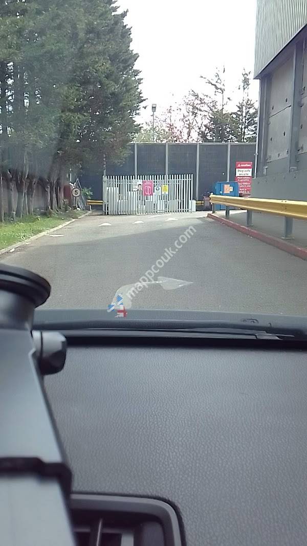 Frizlands Lane Recycling Centre - Dagenham