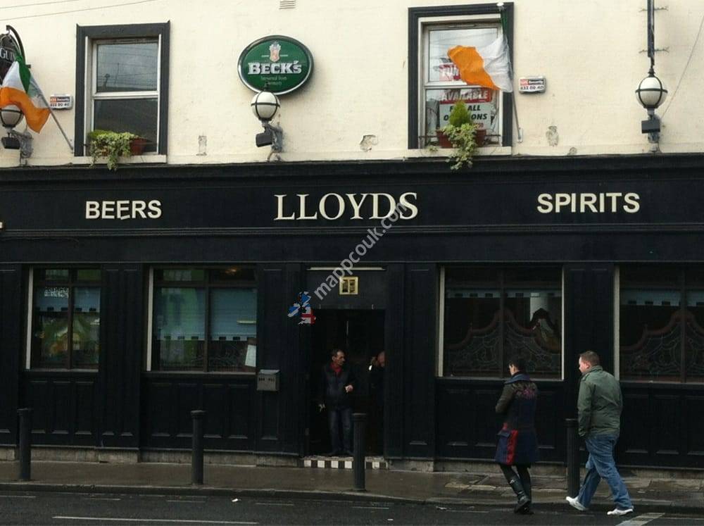 Lloyds Bar