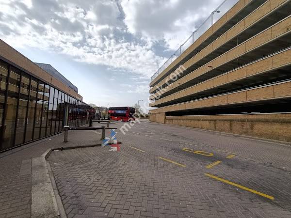 Queensgate bus station