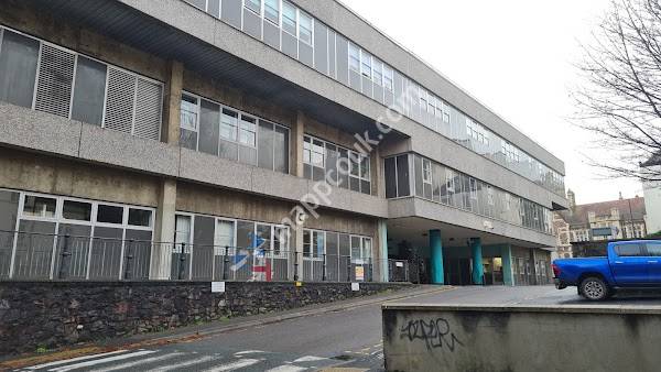 St Michael's Hospital