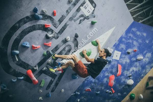 The Climbing Academy -