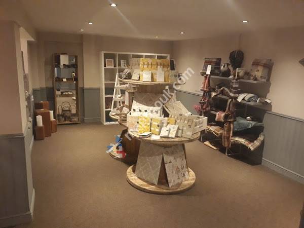 The Falls Coffee House & Bows & Arrows Gift Shop