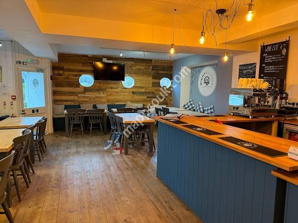 The Pilot Boat Inn - Wight Knuckle Brewery