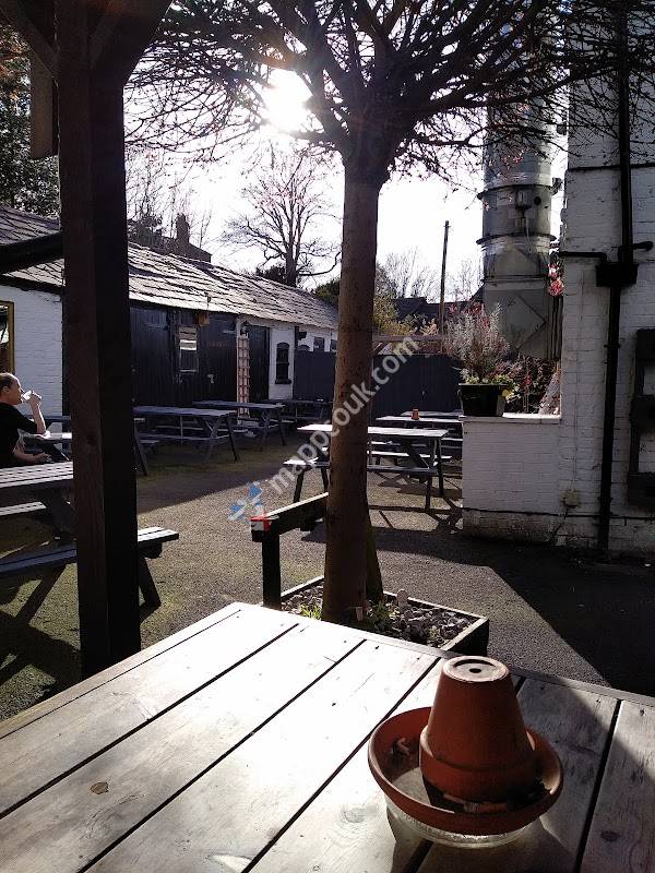 The Red Lion Ellesmere