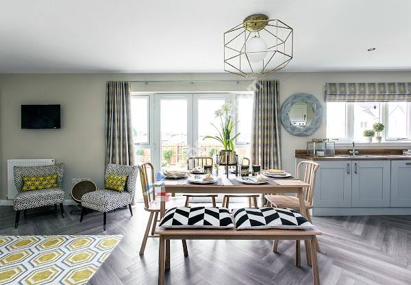 Walker Group, Monarch's Walk