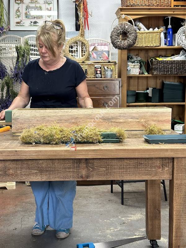 Wild Jasmine Florist and Flower School